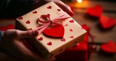 طالع الأبراج: لو حبيبك من الأبراج دى اعرفى إن هدية الفلانتين هتعجبك.. بيختاروا الهدايا بفن