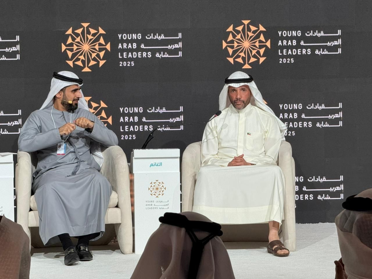 الامارات | مرزوق الغانم: هناك فرق شاسع بين الوظيفة القيادية والقائد