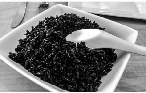 الكيلو بـ1500 جنيه.. الفرق بين الأرز الأسود والأبيض وتأثيره على الجسم