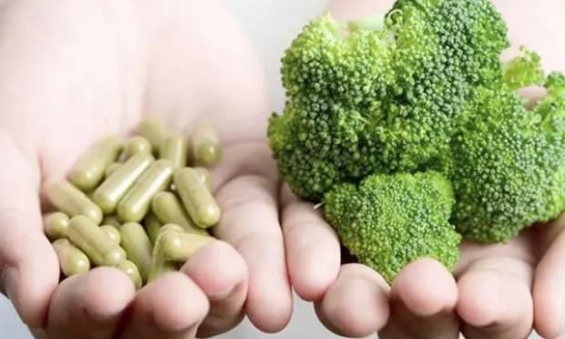 أعراض نقص فيتامين أ في جسمك.. كيف تحصل عليه بسهولة؟