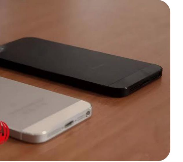 . هل تعلم لماذا يجب وضع الهاتف مقلوبا علي شاشته كل يوم قبل النوم ؟؟! الأجابة ستدهشك