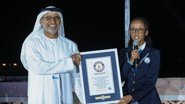 «الطيران المدني» تدخل موسوعة غينيس بأكبر عرض للألعاب النارية والطائرات من دون طيار