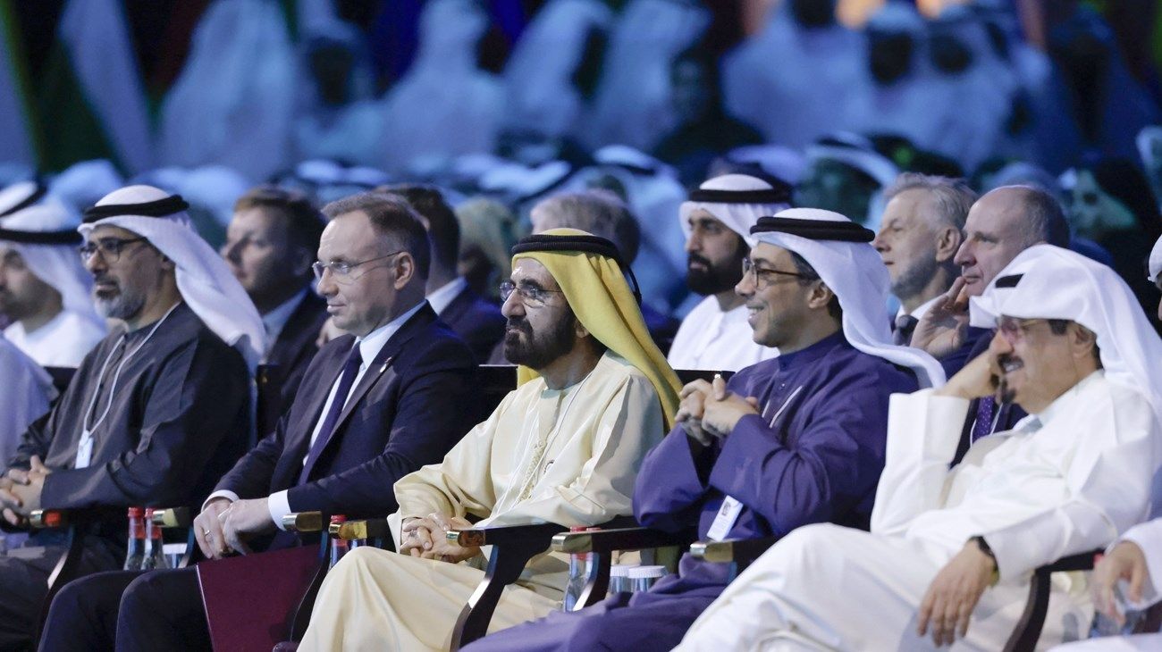 محمد بن راشد يشهد جلسة حوارية لمديرة صندوق النقد الدولي ضمن أعمال القمة العالمية للحكومات 2025