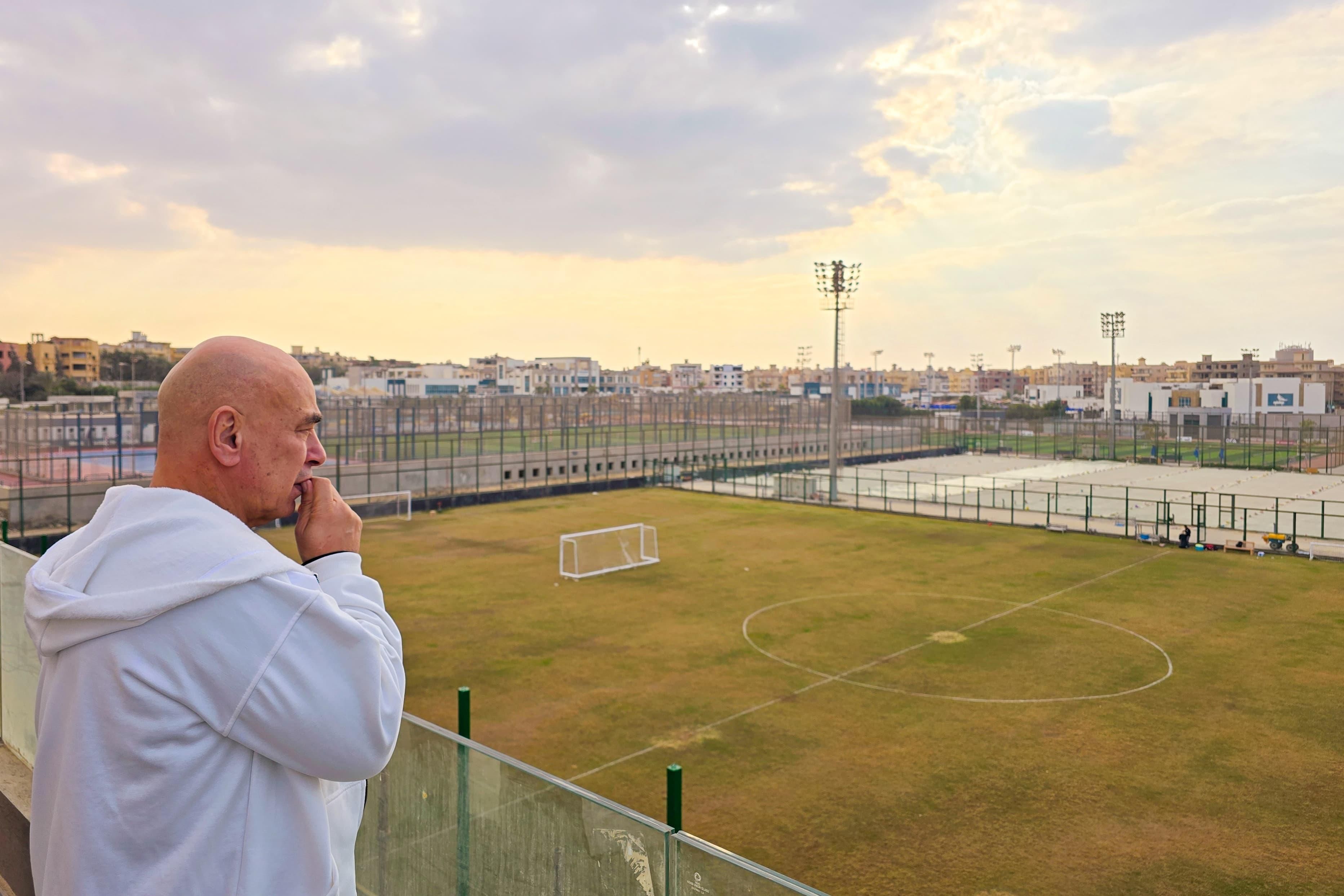 حسام و إبراهيم حسن يقومان بجولة لمعاينة فندق وملاعب مركز المنتخبات الوطنية