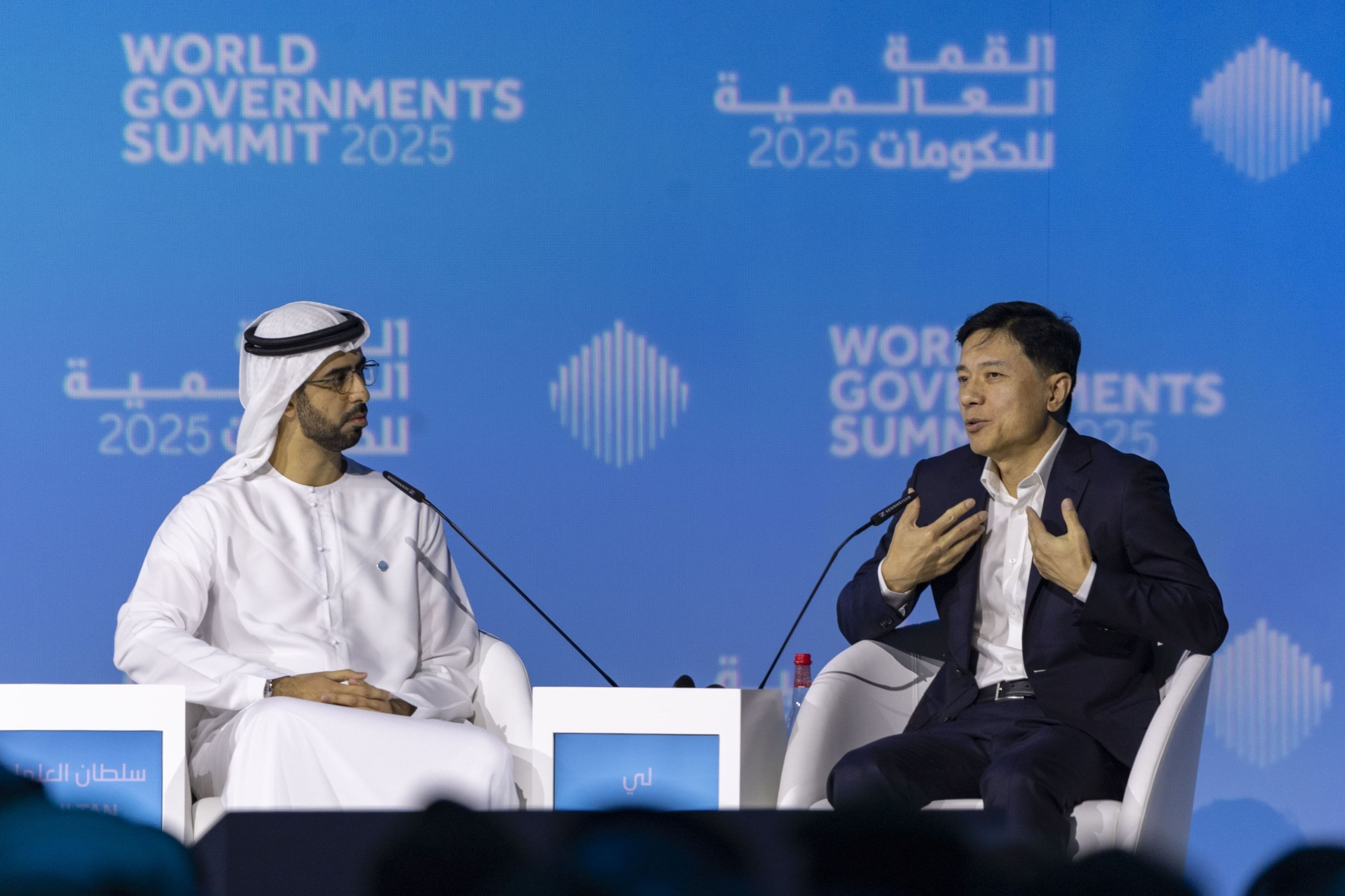 الامارات | روبن لي: العالم سينتقل بالتكنولوجيا والذكاء إلى مستويات لا نتخيلها