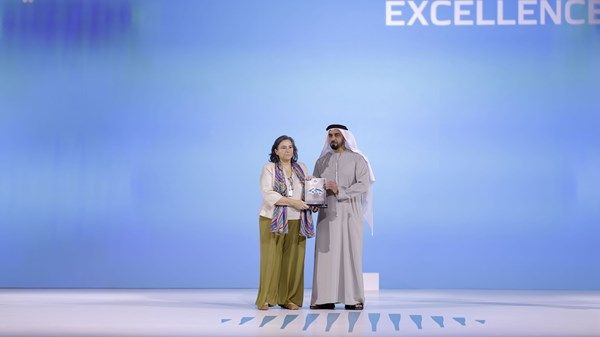 بحضور محمد بن راشد .. سيف بن زايد يكرم الفائزين بجائزة التميز الحكومي العالمي 2025