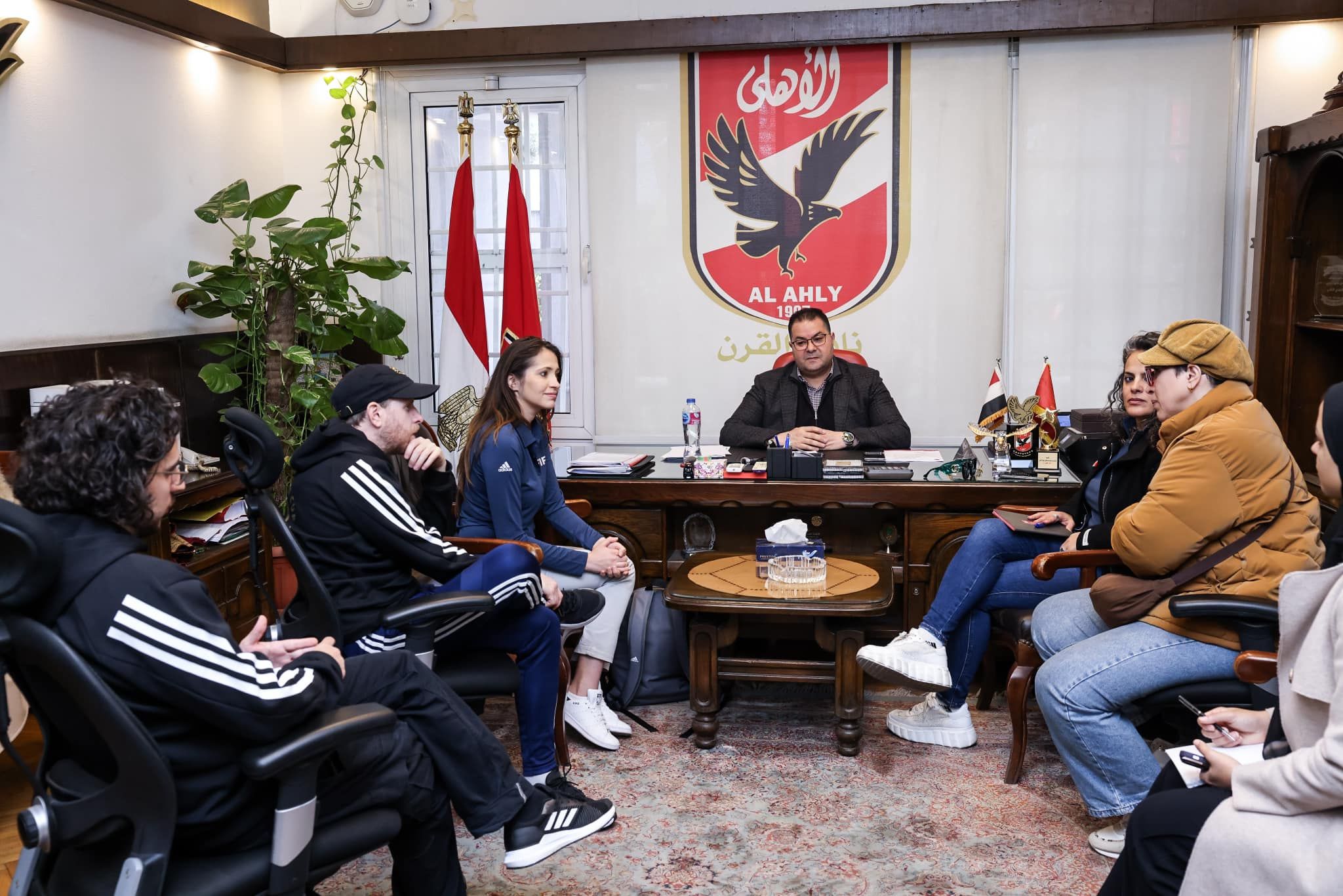 الأهلى يرحب بوفد فيفا قبل استقبال كأس العالم للأندية بالقاهرة .. صور