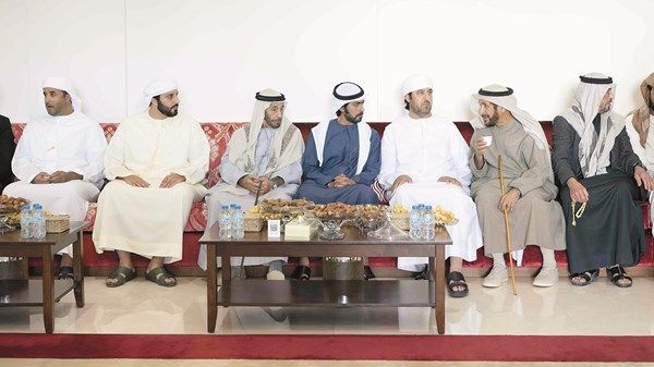 خليفة بن طحنون يعزي في وفاة زوجة صقر المحيربي