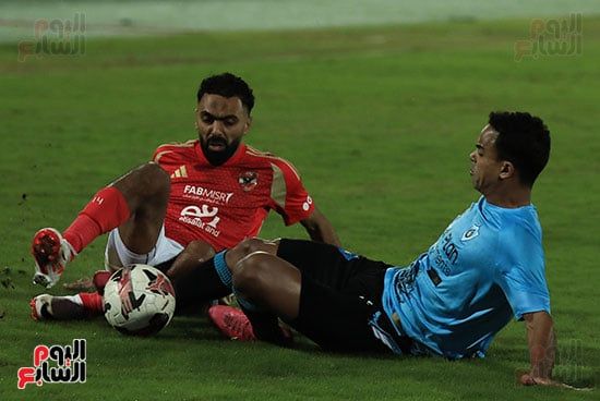 الأهلي يتعادل مع غزل المحلة من بطولة الشناوى فى الشوط الأول.. صور