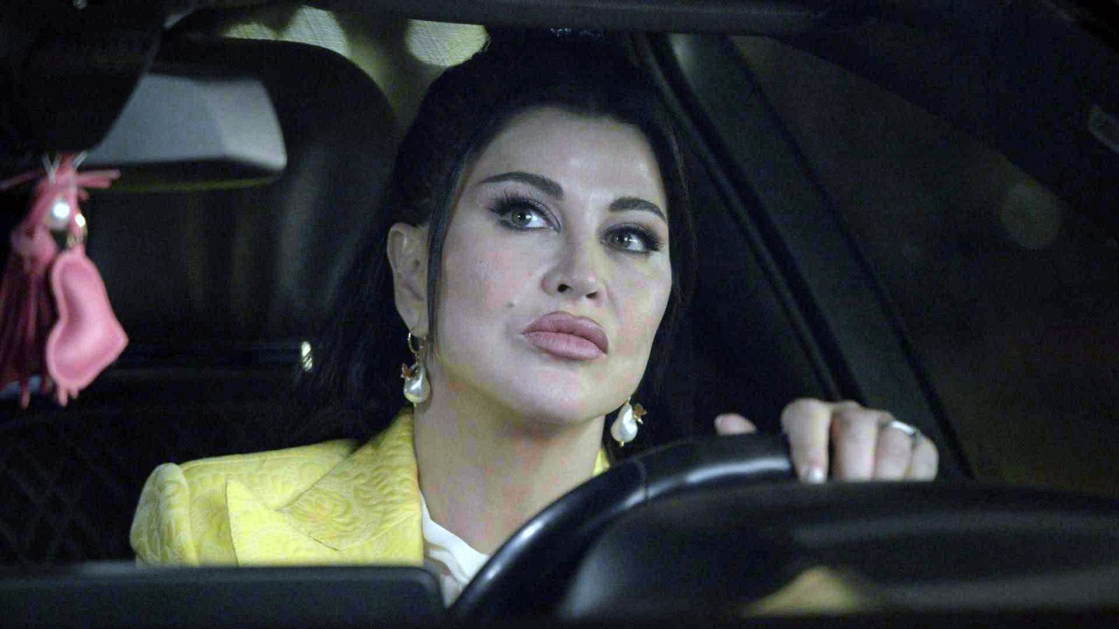 "أم 44".. تحدي نسائي بين سمية وجمانة