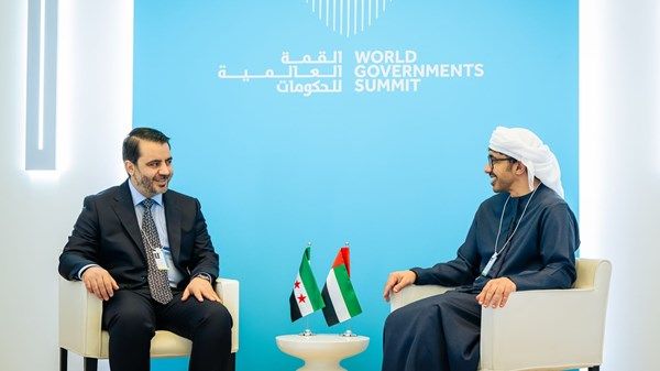 عبدالله بن زايد يستقبل أسعد الشيباني على هامش أعمال القمة العالمية للحكومات