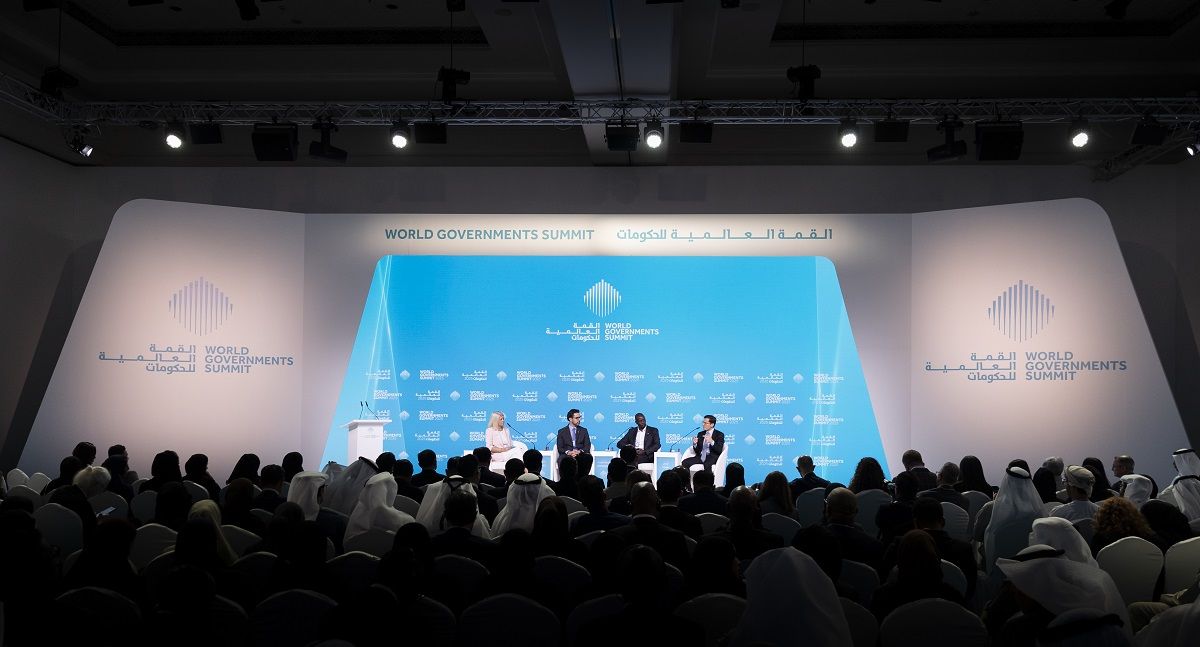 الامارات | صناع قرار وخبراء: الثورة الرقمية تغير قواعد التمويل والشراكات الاستثمارية والتنموية