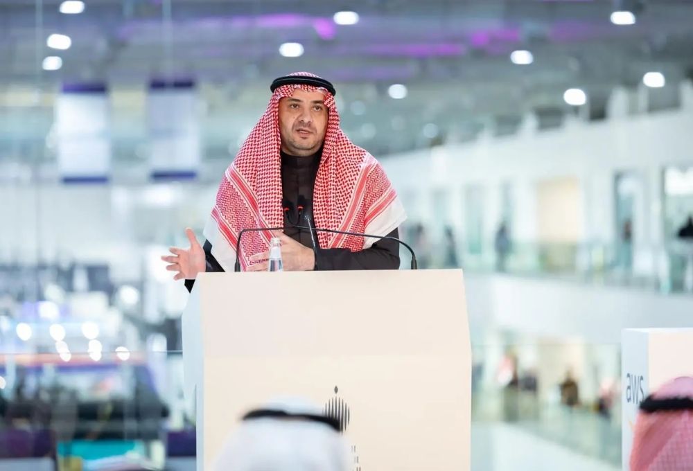 السواحة: المملكة تستحوذ على 50% من الاقتصاد الرقمي في المنطقة