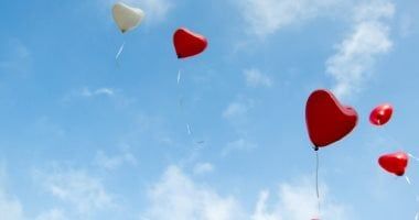 طالع الأبراج: في عيد الحب.. 4 أبراج تقع في الحب بسرعة