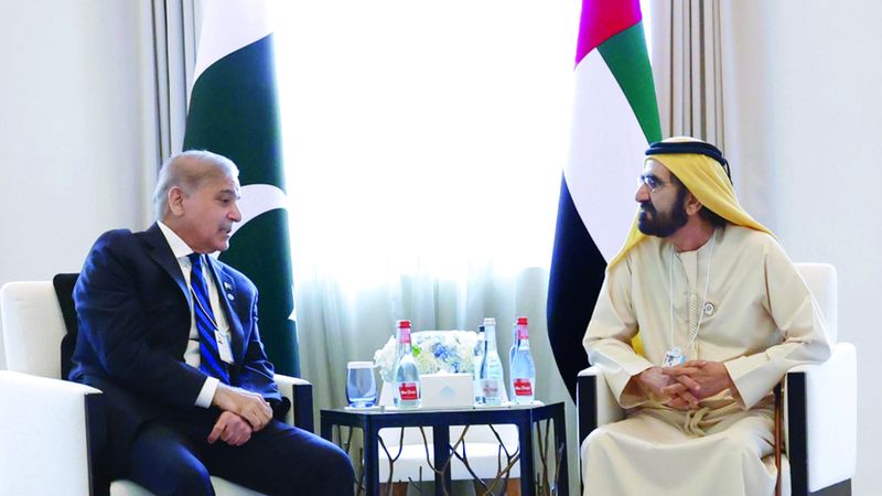 الامارات | محمد بن راشد يبحث مع رئيس وزراء باكستان مسارات التعاون