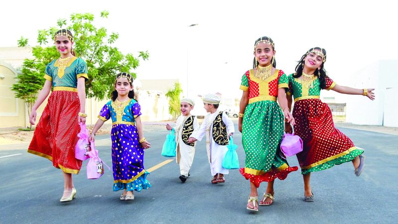 الامارات | مدارس تحدد 3 اشتراطات لحلوى «حق الليلة» ضماناً لسلامة الطلبة