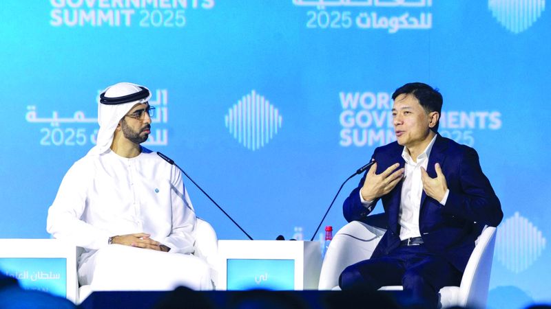 الامارات | روبن لي: الروبوتات أكثر أماناً من البشر  في القيادة الذاتية بـ 10 مرات