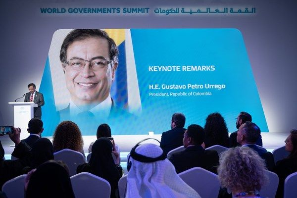 رئيس كولومبيا وقادة قطاع الذكاء الاصطناعي يؤكدون التأثير القوي للقطاع على مستقبل المجتمعات