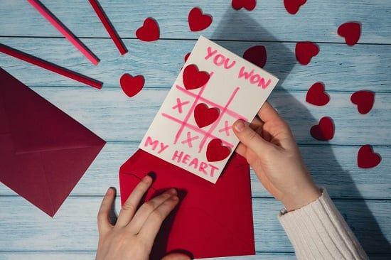 طالع الأبراج: الأبراج الأكثر حظًا فى يوم عيد الحب 2025.. حتى السناجل محظوظين