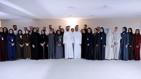 محمد بن راشد يثني على جهود فريق عمل القمة العالمية للحكومات في إنجاح الحدث