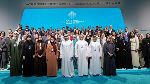 "قمة الحكومات".. حمدان بن محمد يشهد تخريج منتسبي برامج قيادات وبناء قدرات عربية وعالمية