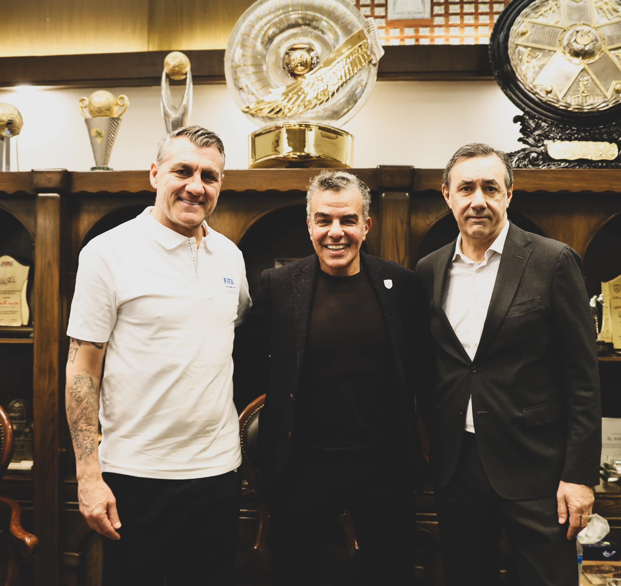 خالد مرتجي يستقبل كريستيان ڤييري نجم منتخب إيطاليا الأسبق في الأهلي.. صور