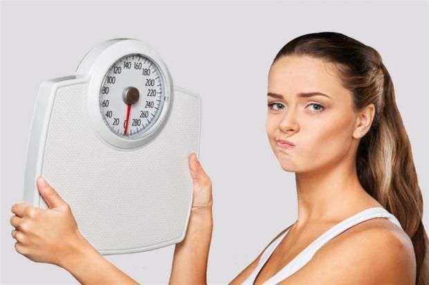 سر عدم حرق الجسم للدهون.. طبيب يكشف 11 سببا وعادة ابتعد عنها