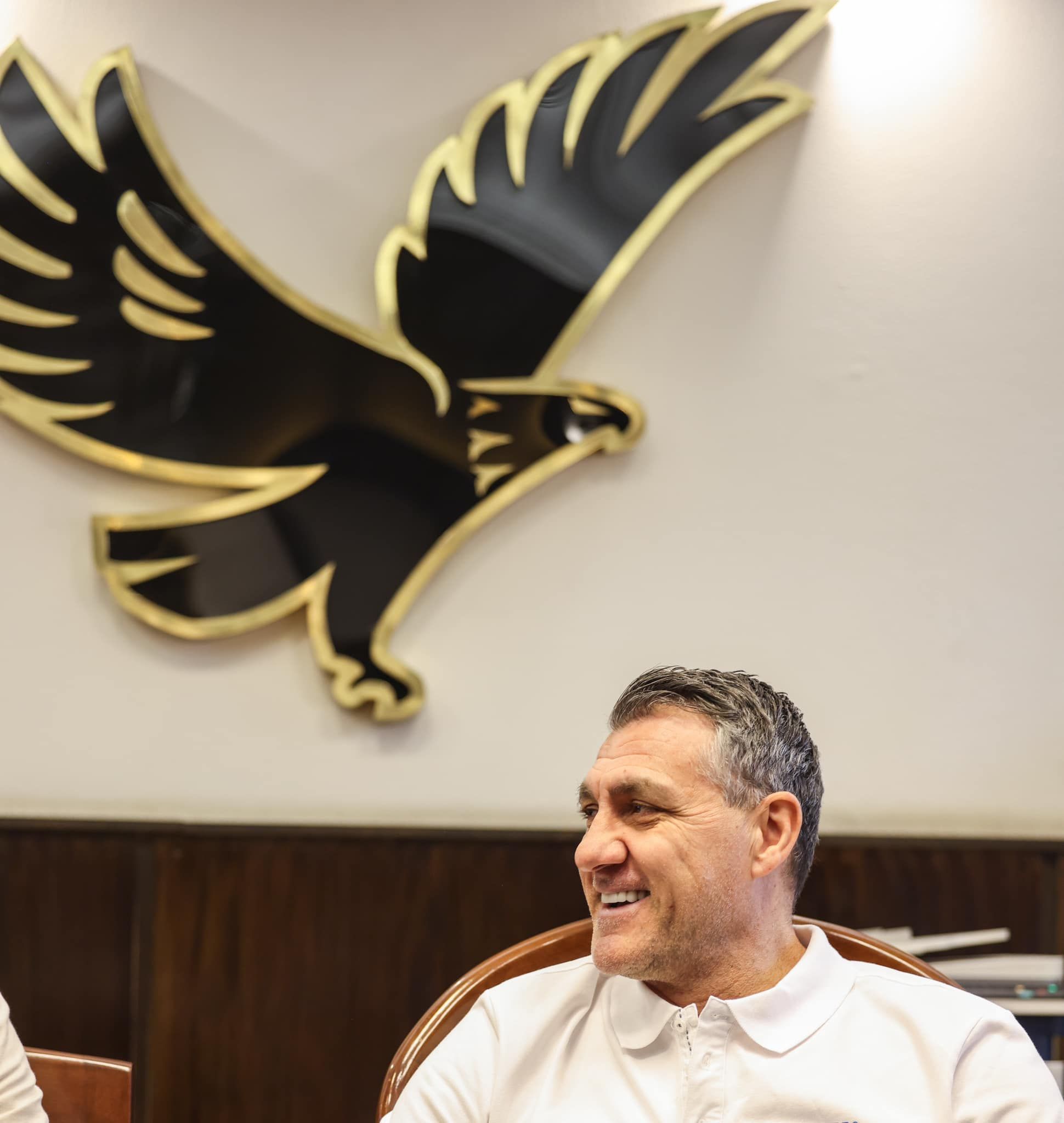 خالد مرتجي يستقبل كريستيان ڤييري نجم منتخب إيطاليا الأسبق في الأهلي.. صور