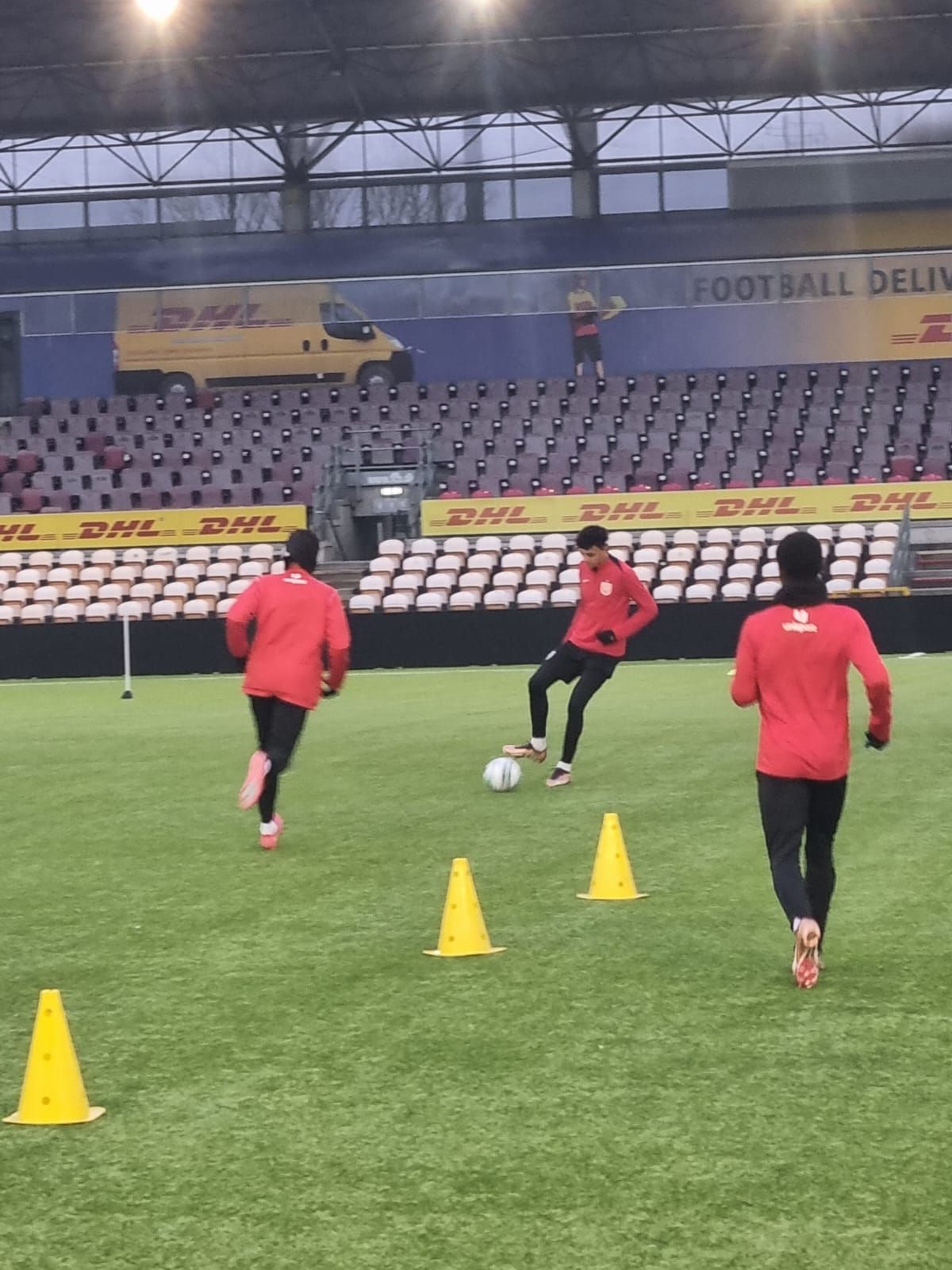 ناشئ الأهلي ينضم لتدريبات نورشيلاند الدنماركى.. صور