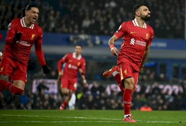 بطولة إنكلترا:ايفرتون ينتزع تعادلا قاتلا من ليفربول ويمنعه من الابتعاد 9 نقاط في الصدارة