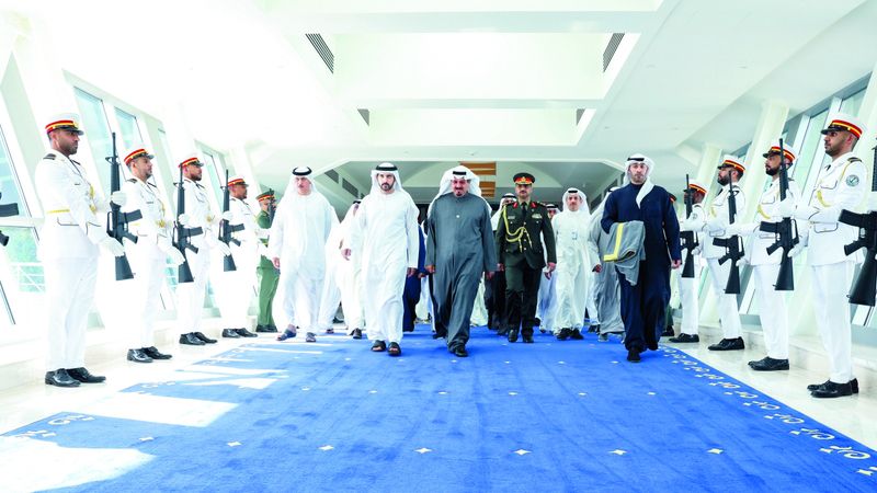 الامارات | ودّعه حمدان بن محمد.. رئيس وزراء الكويت يغادر الدولة