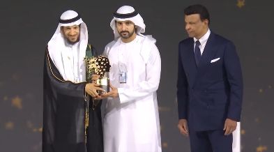 الامارات | السعودي منصور المنصور... أفضل معلم في العالم