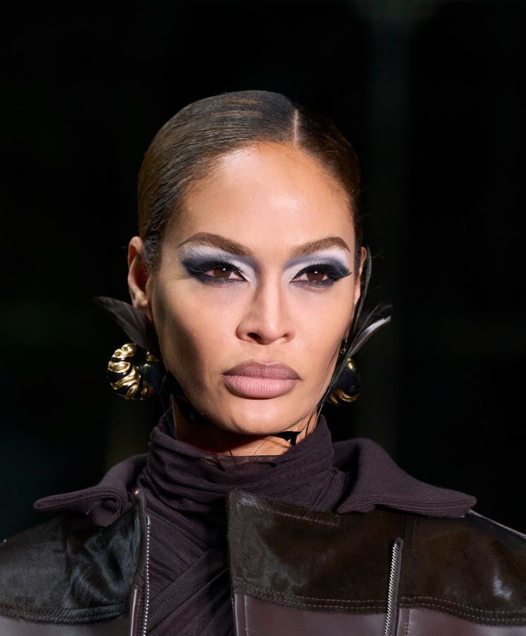 7 صيحات جمالية غير متوقعة من أسبوع الموضة في نيويورك.. ستُغير قواعد الجمال