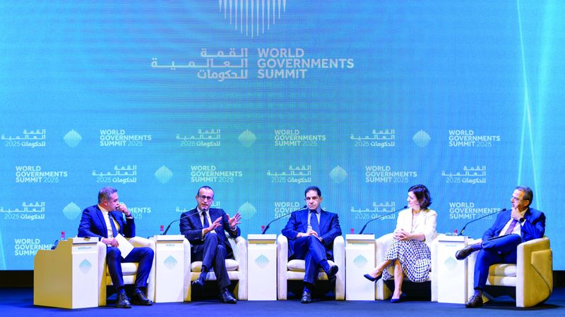 الامارات | رؤساء حكومات ووزراء: التحول الرقمي  يعيد تشكيل مشهد الخدمات الحكومية