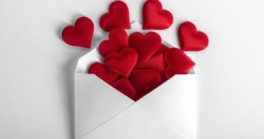 طالع الأبراج: 4 أبراج بتشوف عيد الحب مضيعة للفلوس والوقت.. يا ترى الحبيب منهم ولا لأ؟