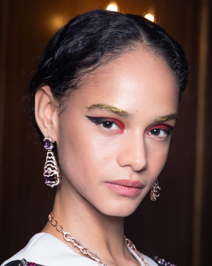 7 صيحات جمالية غير متوقعة من أسبوع الموضة في نيويورك.. ستُغير قواعد الجمال