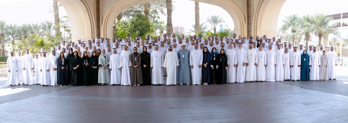 الامارات | محمد بن راشد يلتقي سفراء الإمارات ويثمّن جهودهم في ترسيخ مكانة الدولة إقليميا ودوليا