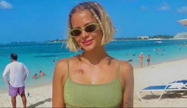 سبب وفاة نجمة «تيك توك» بيلي هاتشينز.. أعراض شائعة لمرض خطير لا تهملها