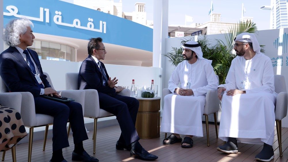 حمدان بن محمد يلتقي رئيس مجلس إدارة مجموعة "علي بابا"