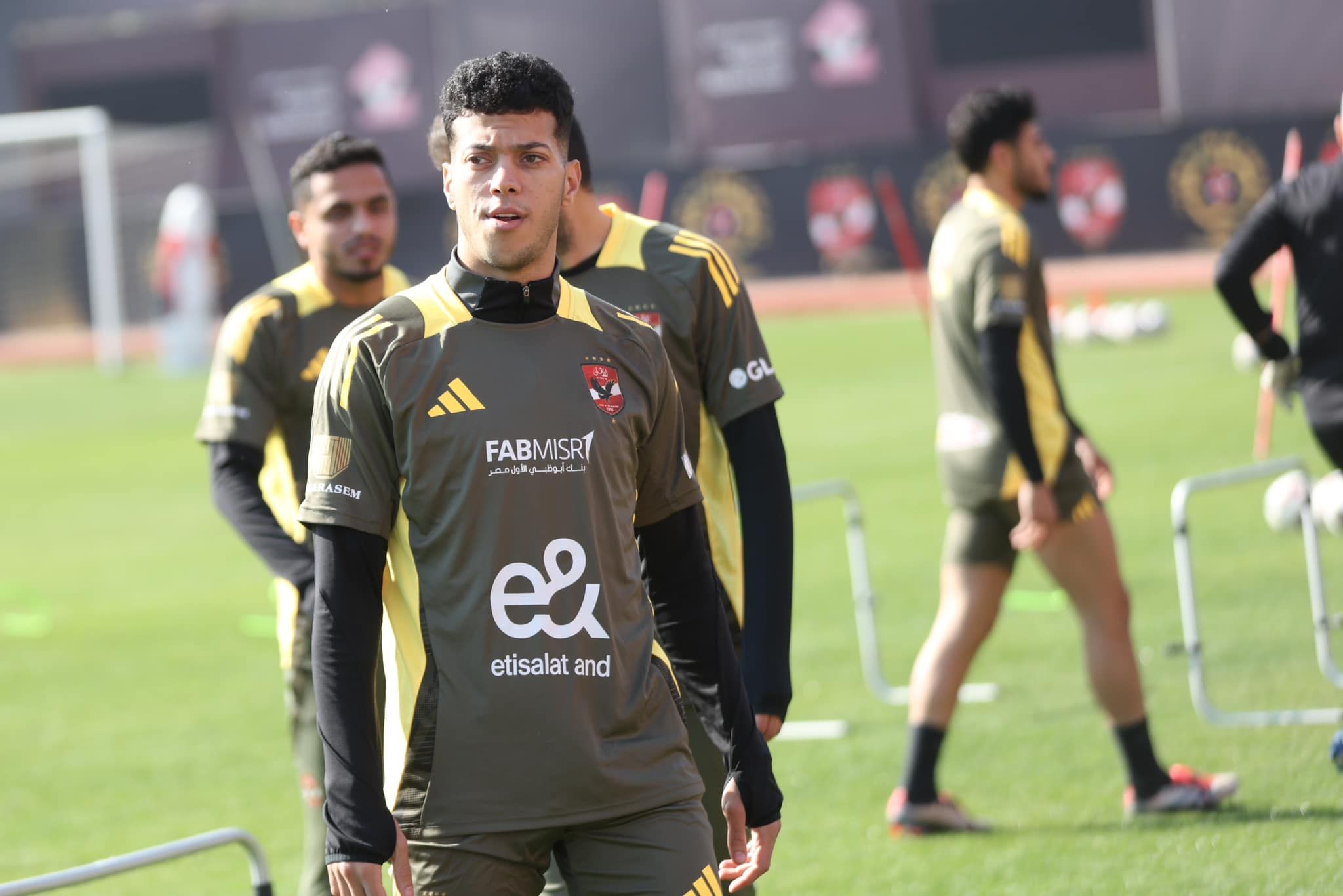 مشاركة وسام ودارى وإمام عاشور في مران الأهلى وجاهزيتهم للإسماعيلى.. صور