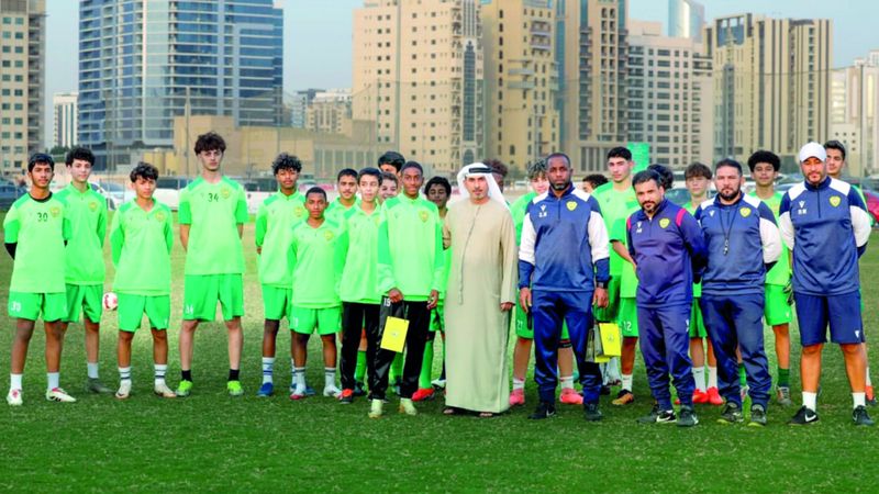 الامارات | الوصل يكرّم 4 لاعبين من الناشئين