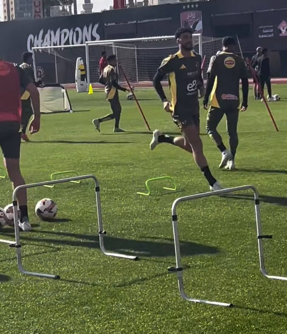 مشاركة وسام ودارى وإمام عاشور في مران الأهلى وجاهزيتهم للإسماعيلى.. صور