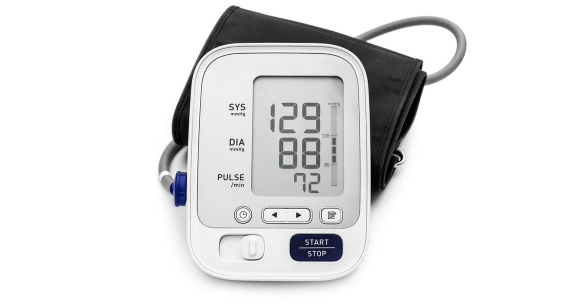 استشاري قلب يكشف 5 خطوات أساسية لقياس الضغط بشكل دقيق...منها الصمت وعدم الحركة