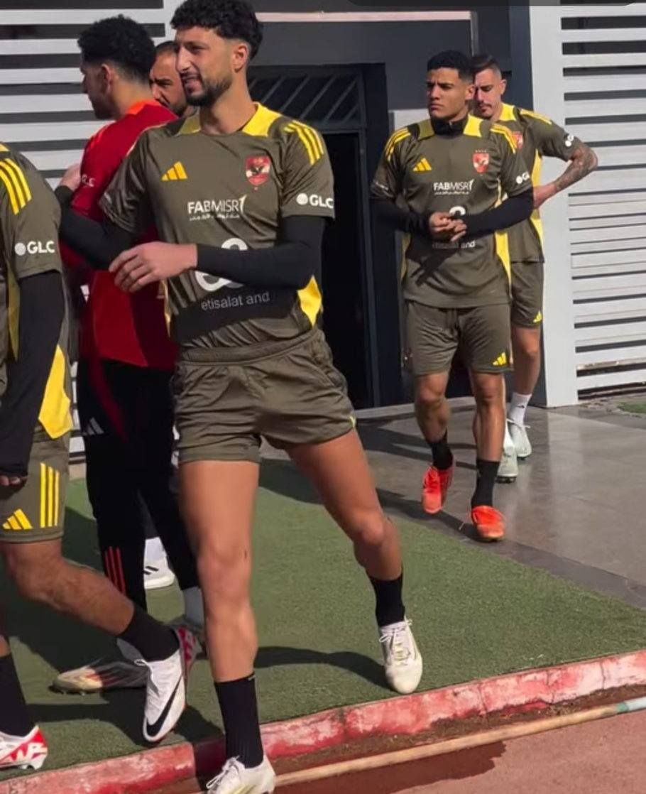 مشاركة وسام ودارى وإمام عاشور في مران الأهلى وجاهزيتهم للإسماعيلى.. صور