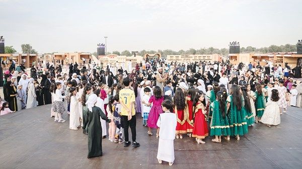 «فرجان دبي» تحتفل بـ«حق الليلة» في أجواء تراثية مبهجة