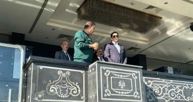 وزير الشباب والرياضة يطمئن على أعمال الصيانة باستاد القاهرة الدولي