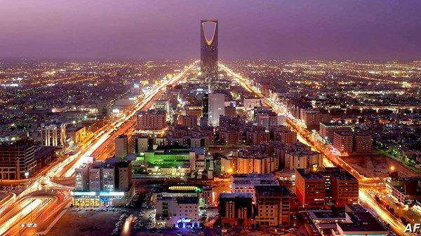 السعودية تشيد بإمكانية عقد قمة تجمع ترامب وبوتين في المملكة