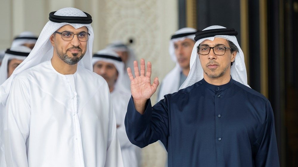 منصور بن زايد يستقبل النائب الأول لرئيس مجلس الوزراء الروسي
