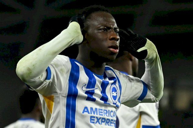 بطولة إنكلترا: برايتون يكرم وفادة تشلسي ويسدي خدمة لمانشستر سيتي