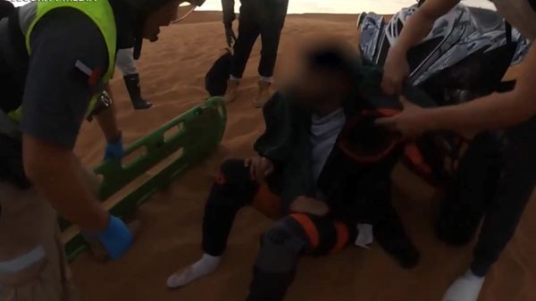 "الداخلية": الإسعاف الجوي ينقذ حياة مواطن تعرض لحادث